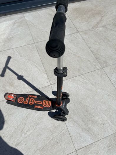 Maxi Micro scooter