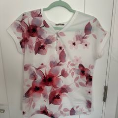 [clothes for adults] Lovely floral short sleeved top by Orsay size M (10)