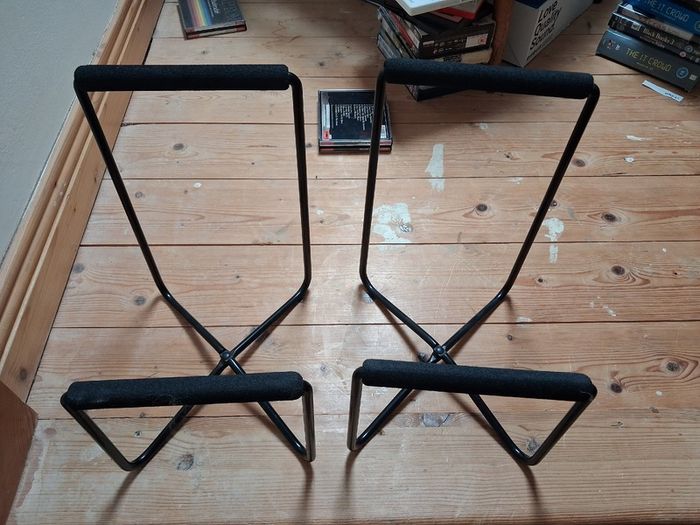 speaker stands