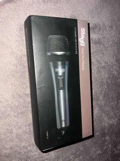 Microphone