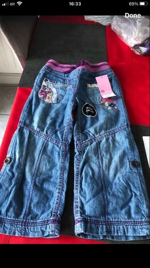 Girls BNWT jeans 18/23 mths