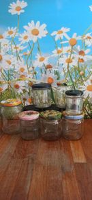 Glass jar