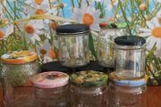 Glass jar