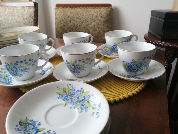 Vintage ALFRED MEAKIN porcelain set