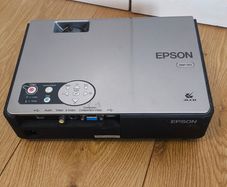 Epson EMP-765 Compact 3LCD Projector