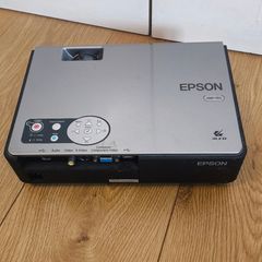 Epson EMP-765 Compact 3LCD Projector
