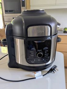 Ninja Foodi Max air fryer & pressure cooker