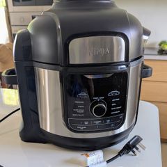 Ninja Foodi Max air fryer & pressure cooker