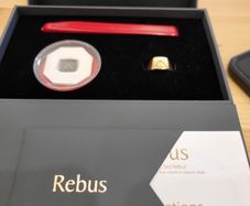 18k gold REBUS ring NEW signet ring