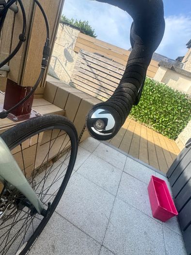 Road bike cannondale