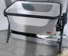 Baby Elegance Co-Glide Electric Bedside Crib