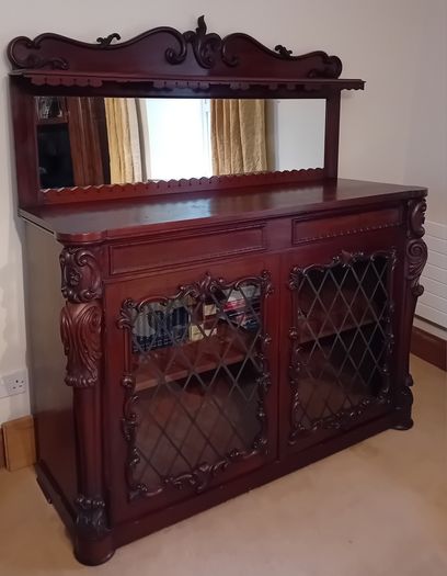 Beautiful Antique Mahogany Chiffonier Sideboard with Mirror & Display Cabinet