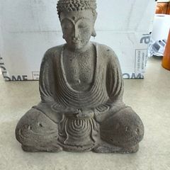 Meditating Buddha Statue, Concrete Garden Decor (8 1/4 Inch)