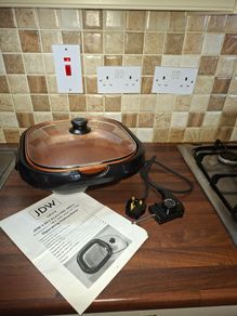 JD Williams 5-in-1electric grill/skillet, 4L, like NEW