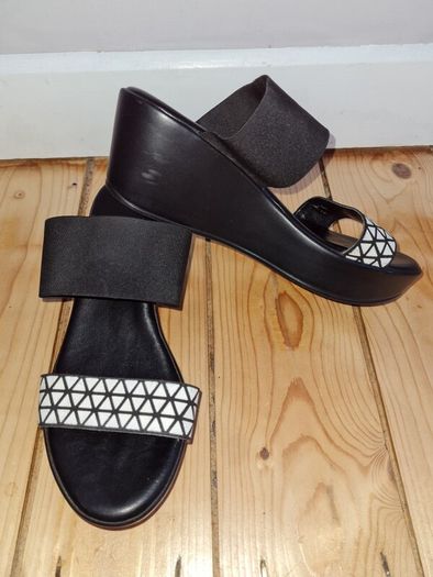 Summer Sandals - size UK 3 / EU 37