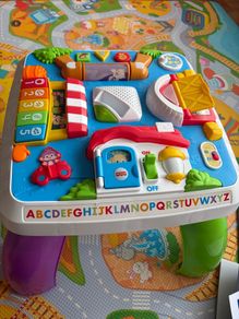 Baby toy activity table