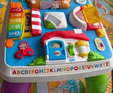 Baby toy activity table
