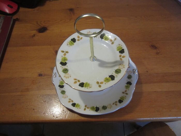 Hanleigh bone Irish china