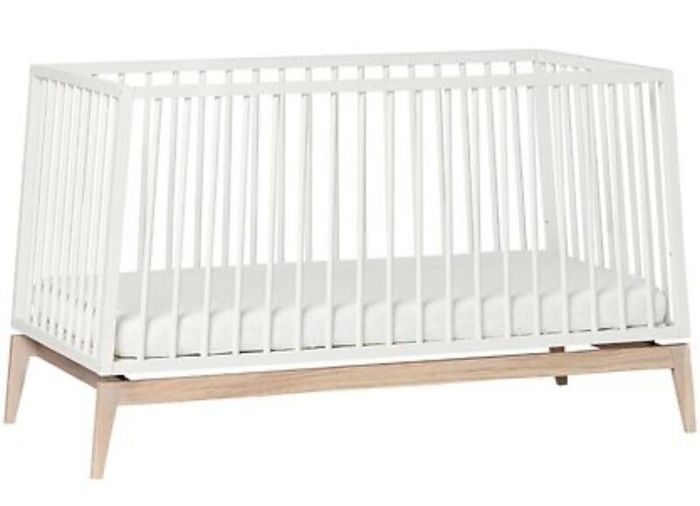 Leander crib