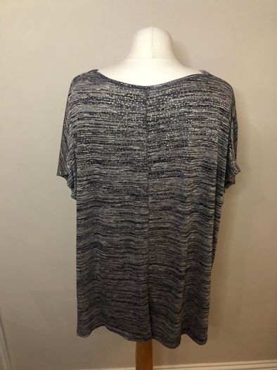 Grey top (2XL)