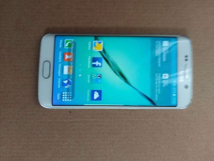 Samsung Galaxy S6 Edge, Model SN-G925F, 64GB, in excellent cosmetic condition