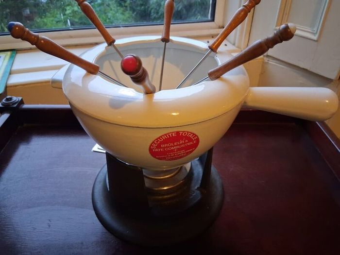 vintage le creuset