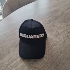 Dsquared cap