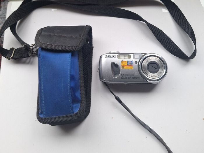 Sony Cyber-shot 5.1 megapixel digital camera.