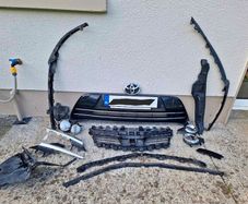 Toyota grill and other parts