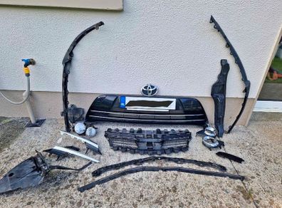Toyota grill and other parts