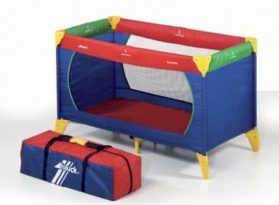 Travel cot