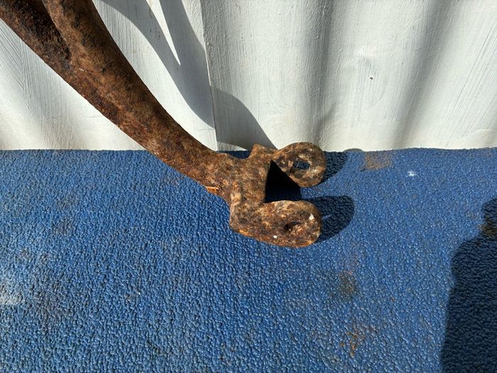 Set of 4 old trap springs