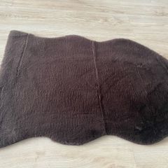 Fur Rug Brown - Brand New