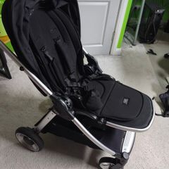 Mamas and Papas 22kg pushchair with baby cot included and adapters for a Maxi Cosi carseat