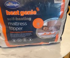 Mattress topper king size.