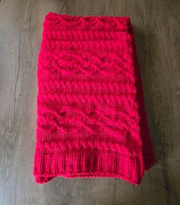 Red knitted throw - Christmas