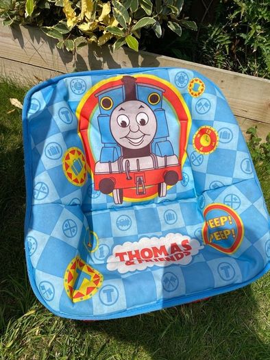 Thomas seat