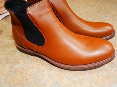 Men's ankle boots. Slip on.Size 12. Tan. New