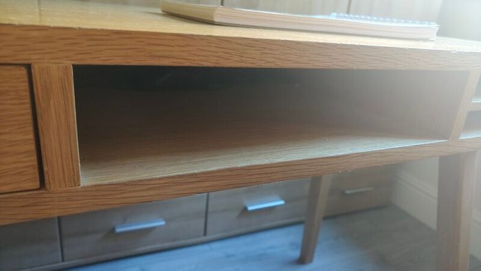 desk