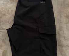 BOSS shorts size UK48