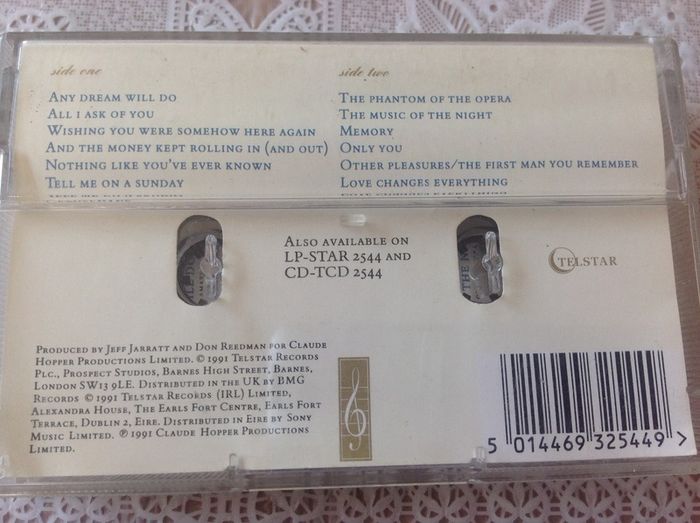 Michael Crawford performs Andrew Lloyd Webber.