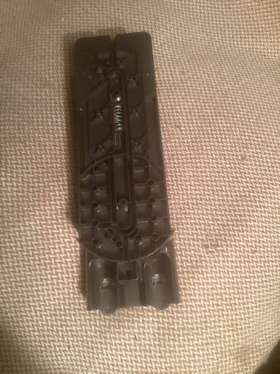 Dyson    V6.  Station base