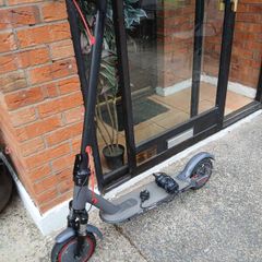 Electric scooter