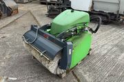 Avant Bucket Broom 1100 with sprayer  - Unused