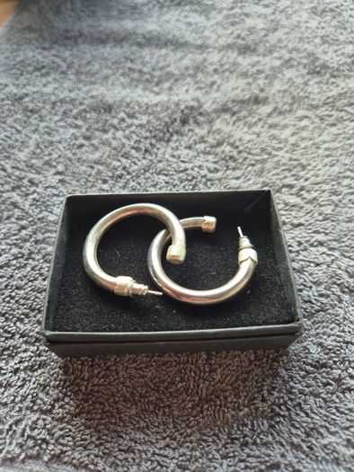 Simple Silver tone earrings
