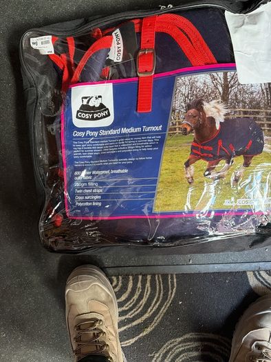 Cosy pony medium turnout