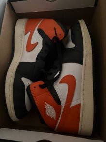 Nike air jordans