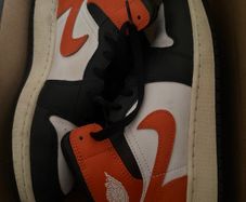 Nike air jordans