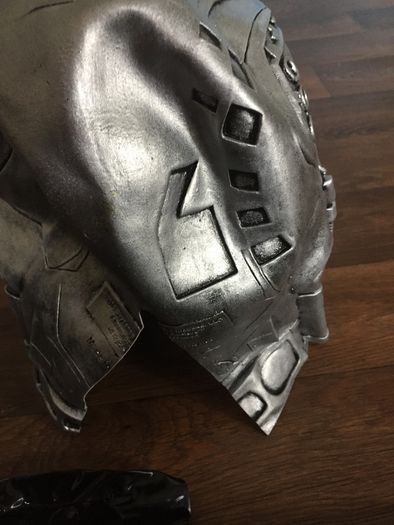 Terminator mask and accessories