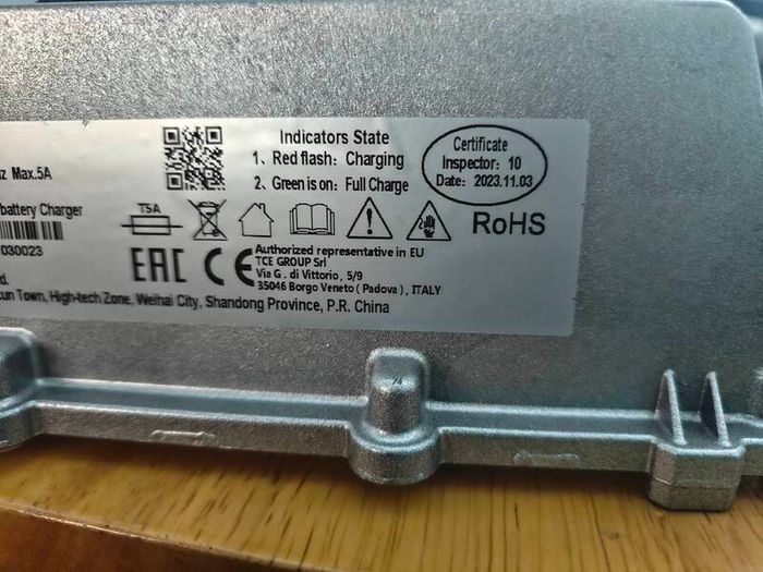 Noblelift PTE20Q2-A charger
